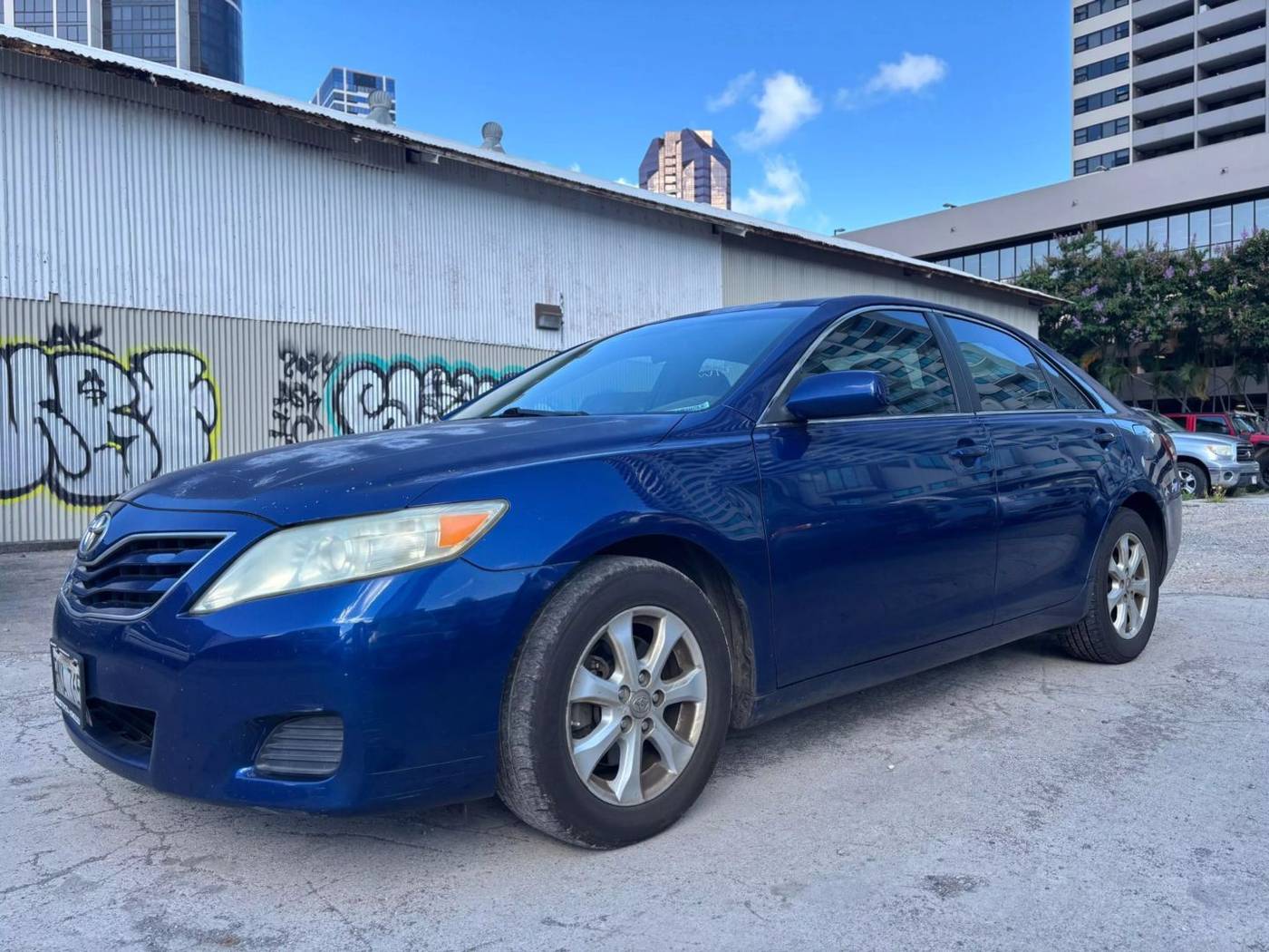 2011 Toyota Camry LE — Sedan — 206,441 mi — Honolulu, HI