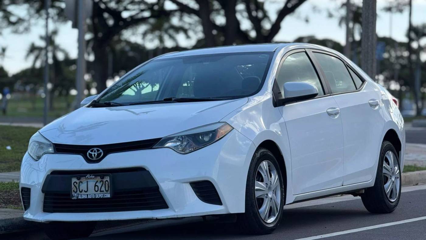 2014 Toyota Corolla LE — Sedan — 99,126 mi — Honolulu, HI