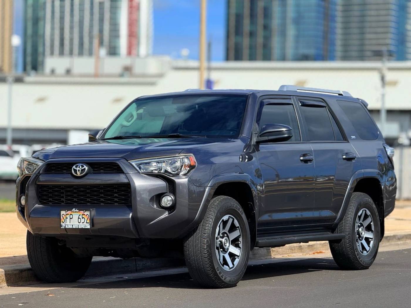 2014 Toyota 4Runner SR5 Premium — SUV — 71,241 mi — Honolulu, HI