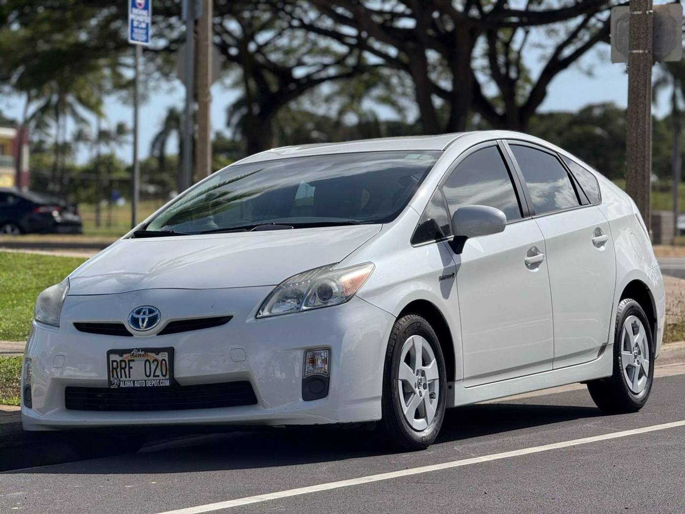2011 Toyota Prius One — Sedan — 35,331 mi — Honolulu, HI