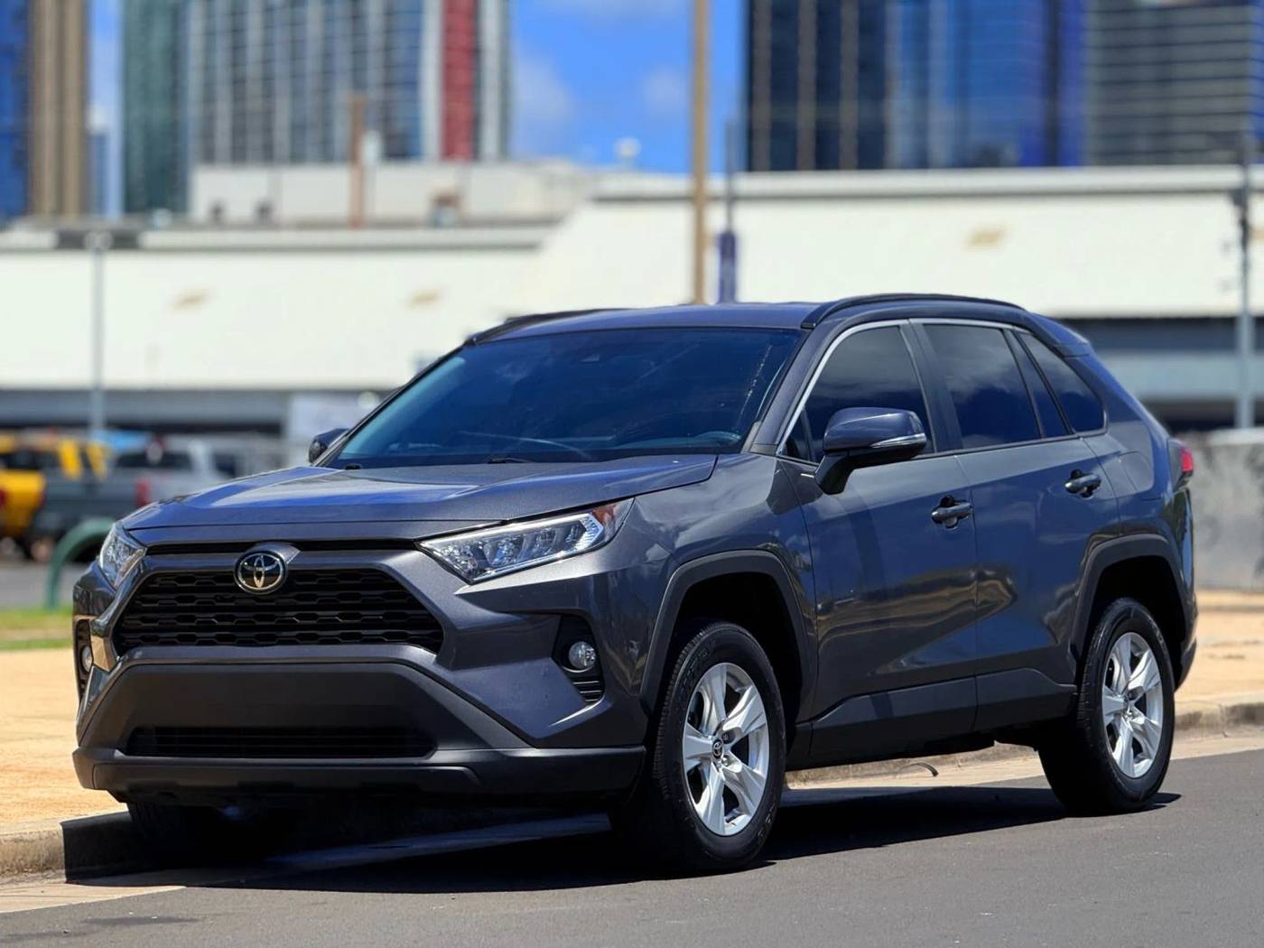 2021 Toyota RAV4 XLE — SUV — 82,307 mi — Honolulu, HI