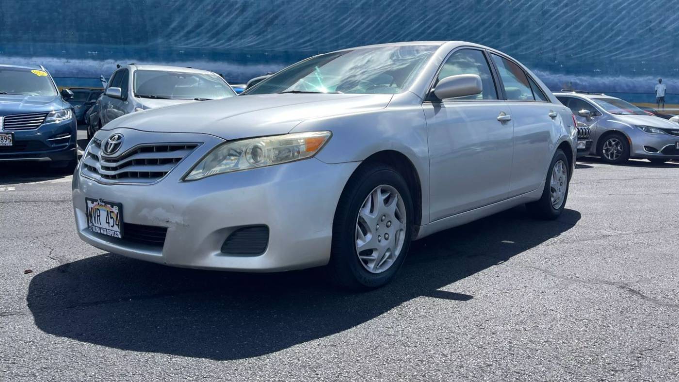 2010 Toyota Camry LE — Sedan — 167,721 mi — Honolulu, HI