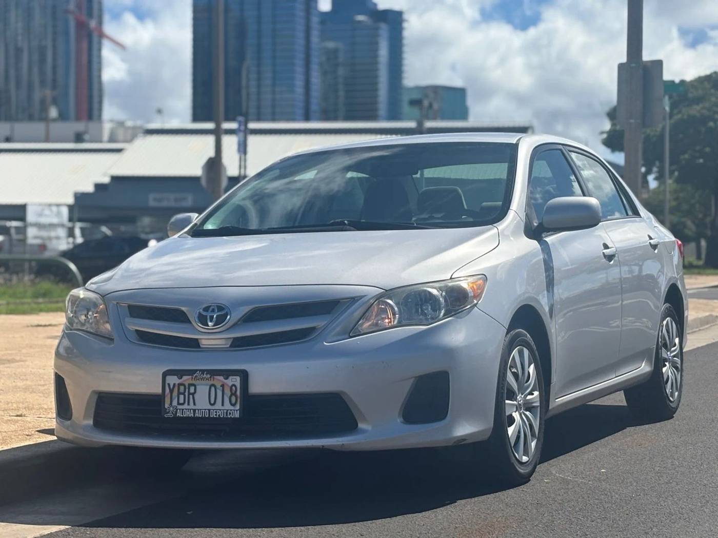 2012 Toyota Corolla LE — Sedan — 121,067 mi — Honolulu, HI