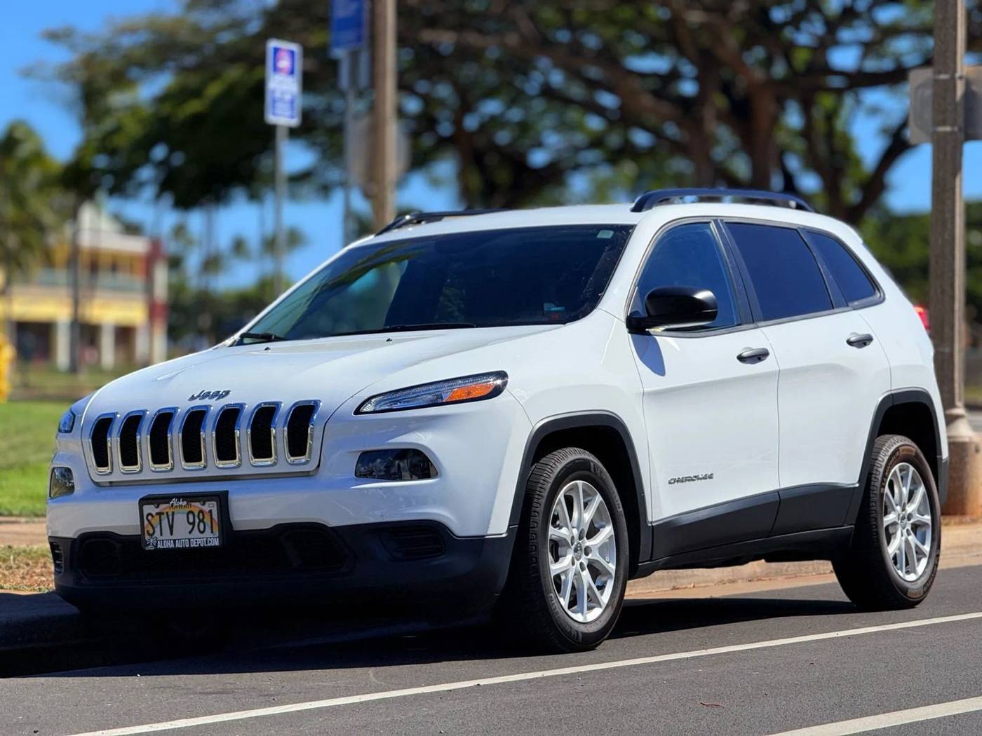 2016 Jeep Cherokee Sport — SUV — 7,141 mi — Honolulu, HI