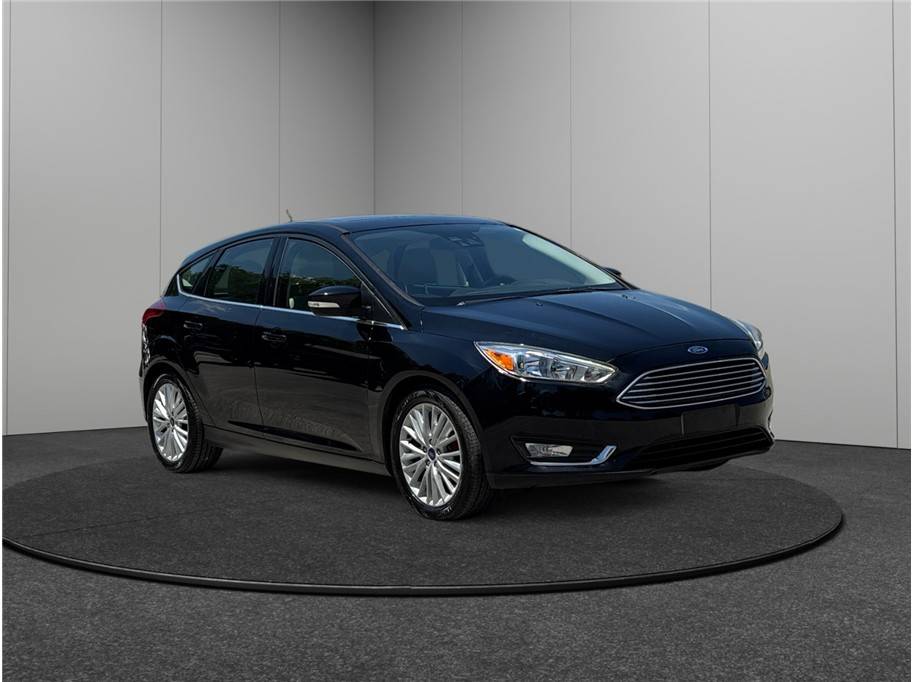 2018 Ford Focus Titanium — Hatchback — 67,810 mi — Jacksonville, FL