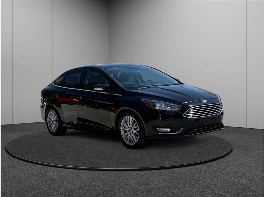 2017 Ford Focus Titanium — Sedan — 77,289 mi — Jacksonville, FL