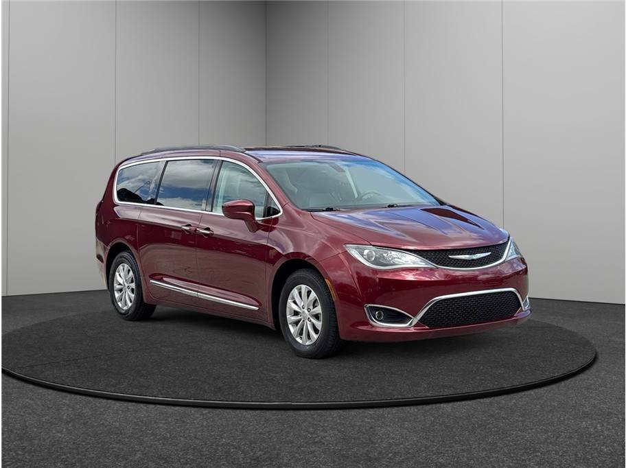 2017 Chrysler Pacifica Touring L — Minivan — 91,936 mi — Jacksonville, FL