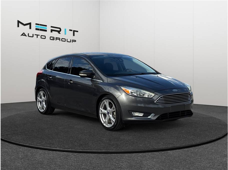 2015 Ford Focus Titanium — Hatchback — 58,253 mi — Jacksonville, FL