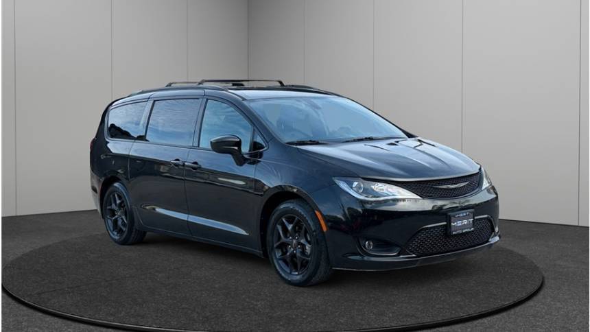 2019 Chrysler Pacifica Touring L — Minivan — 58,359 mi — Jacksonville, FL