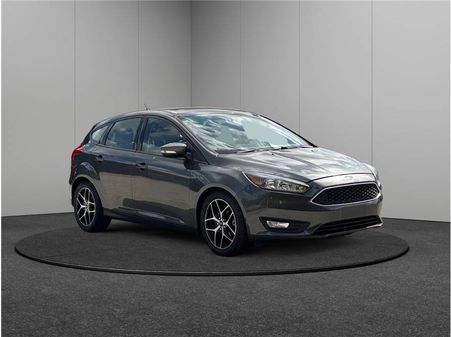 2017 Ford Focus SEL — Hatchback — 45,775 mi — Jacksonville, FL