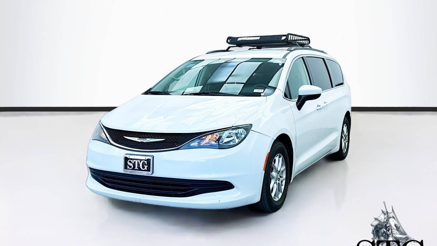 2020 Chrysler Voyager LXI — Minivan — 98,363 mi — Bellflower, CA