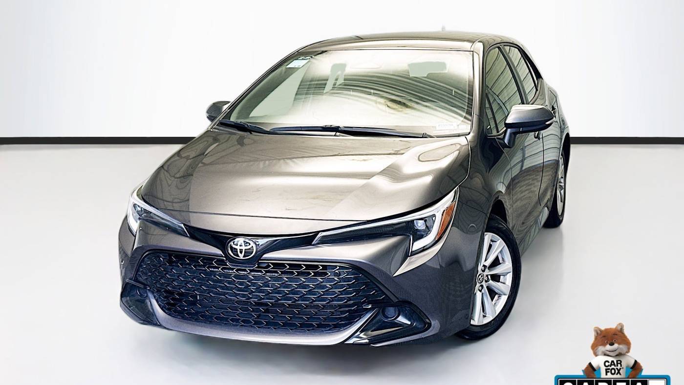 2023 Toyota Corolla Hatchback SE — Hatchback — 19,110 mi — Bellflower, CA