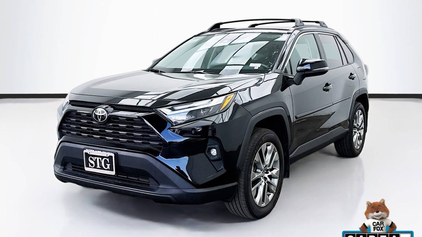 2022 Toyota RAV4 XLE Premium — SUV — 27,997 mi — Bellflower, CA