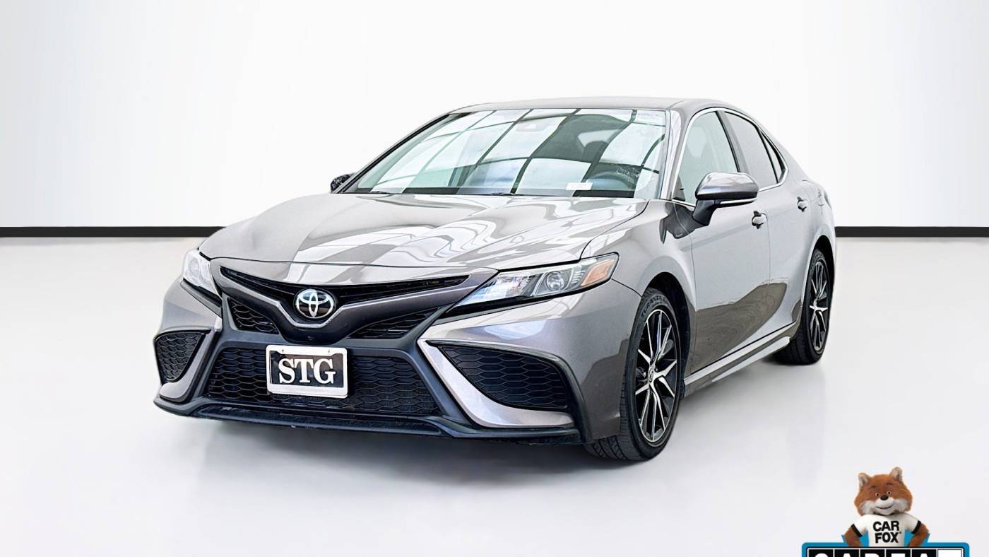 2022 Toyota Camry SE — Sedan — 32,157 mi — Bellflower, CA