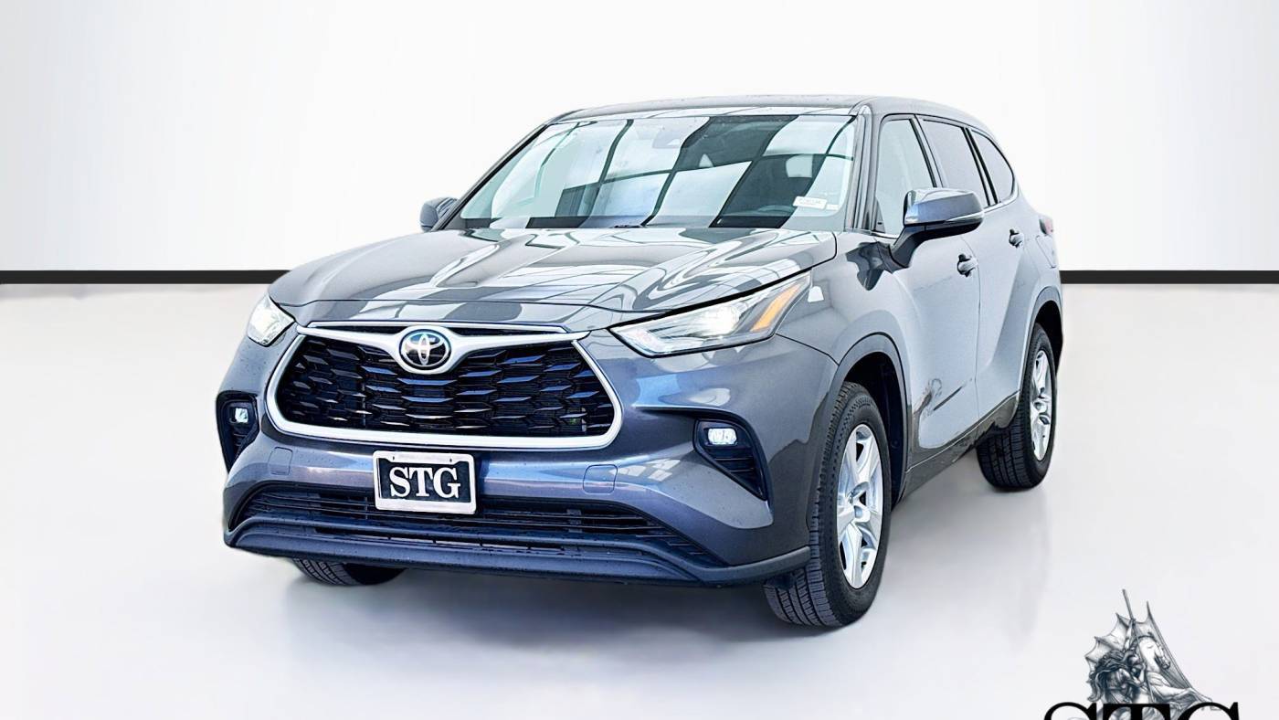 2022 Toyota Highlander LE — SUV — 55,879 mi — Bellflower, CA