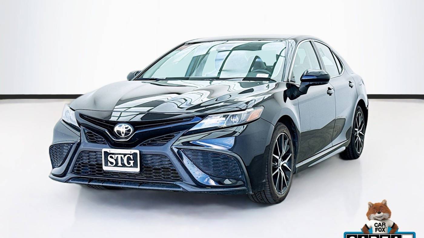 2022 Toyota Camry SE — Sedan — 67,531 mi — Bellflower, CA
