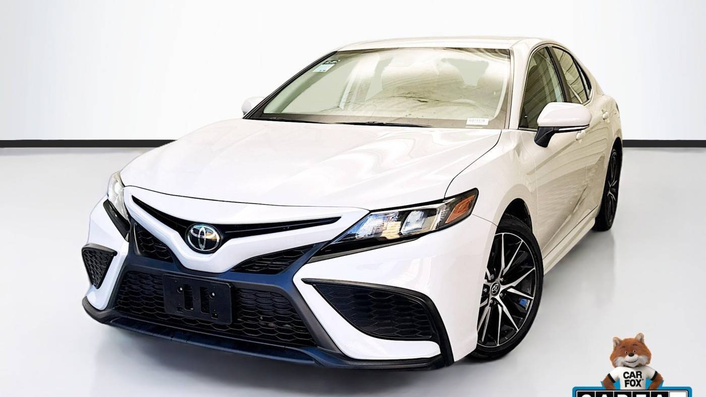 2022 Toyota Camry SE — Sedan — 37,004 mi — Bellflower, CA
