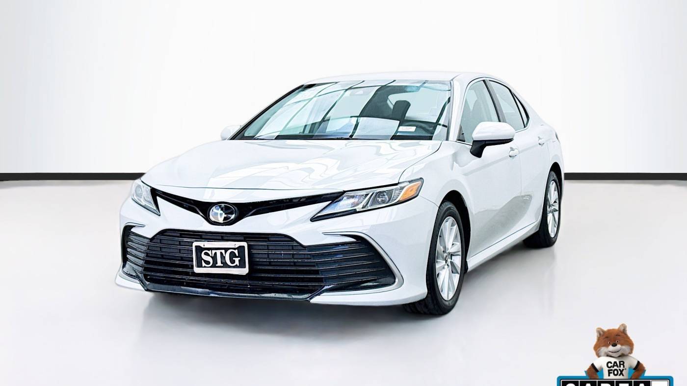 2022 Toyota Camry LE — Sedan — 40,087 mi — Bellflower, CA