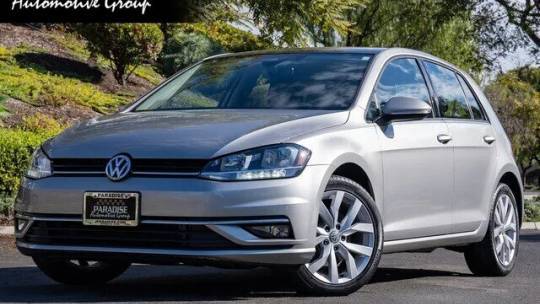 2019 Volkswagen Golf SE
