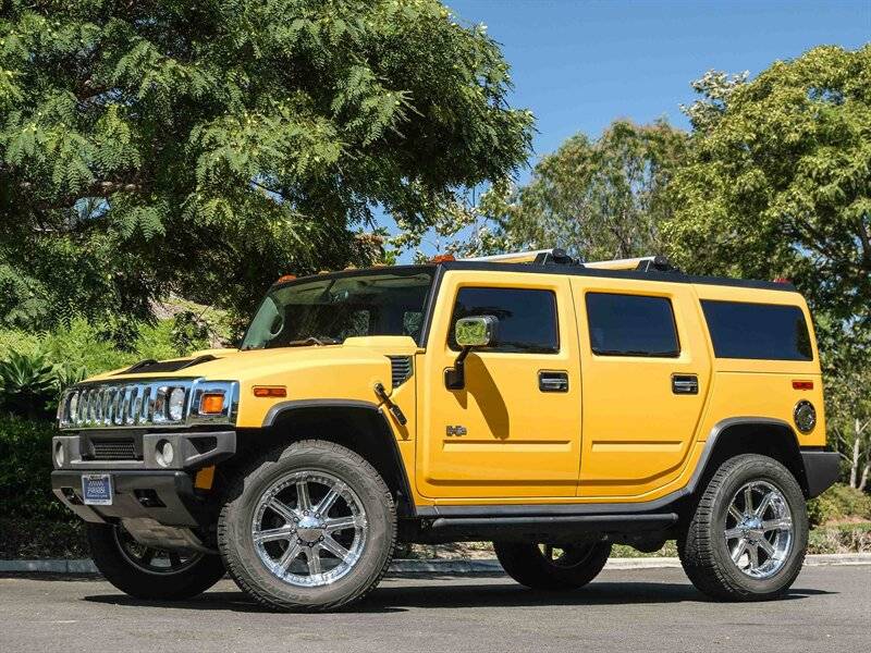 2004 HUMMER H2 Base