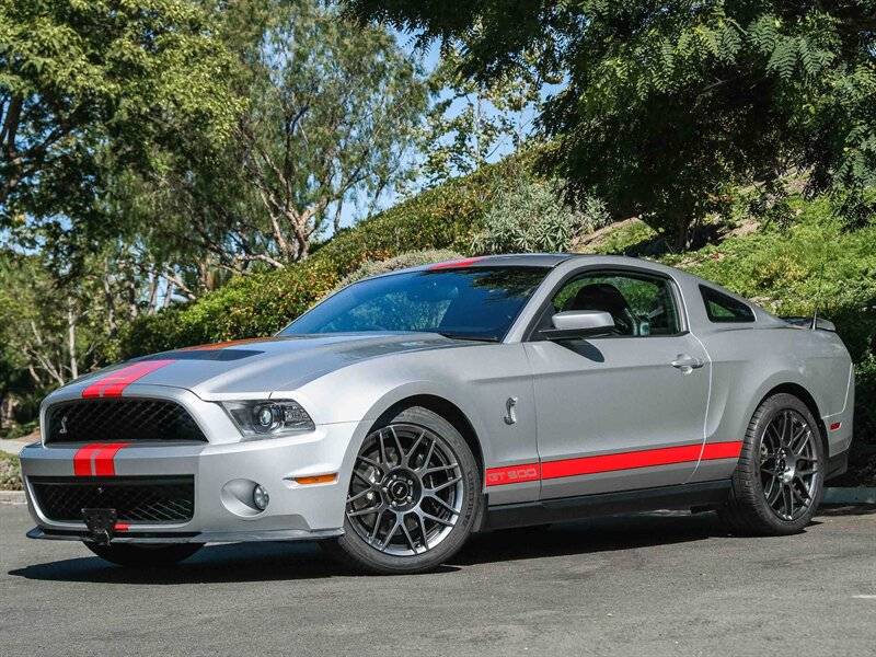 2012 Ford Shelby GT500 Base