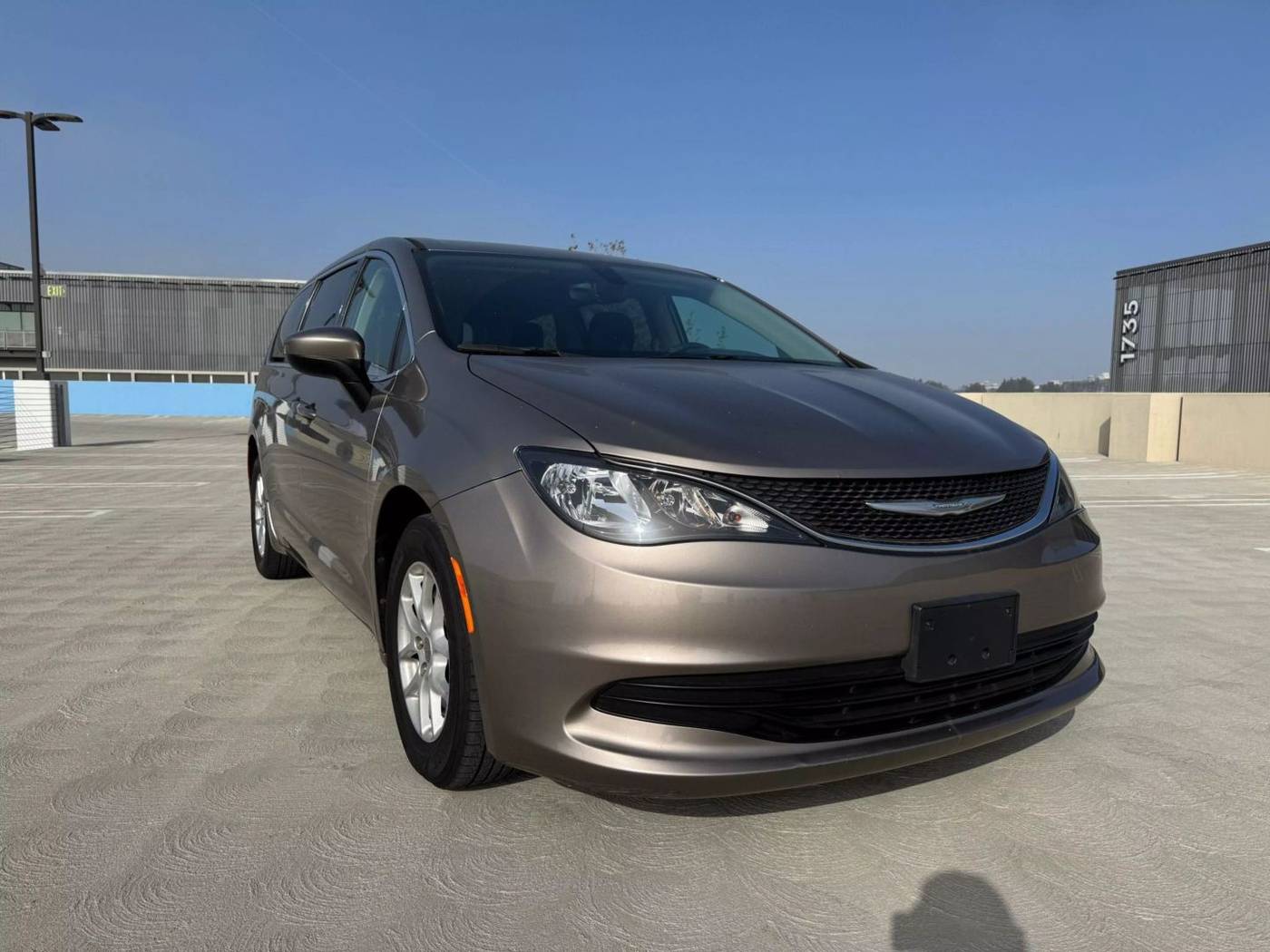 2017 Chrysler Pacifica Touring — Minivan — 108,508 mi — Irvine, CA