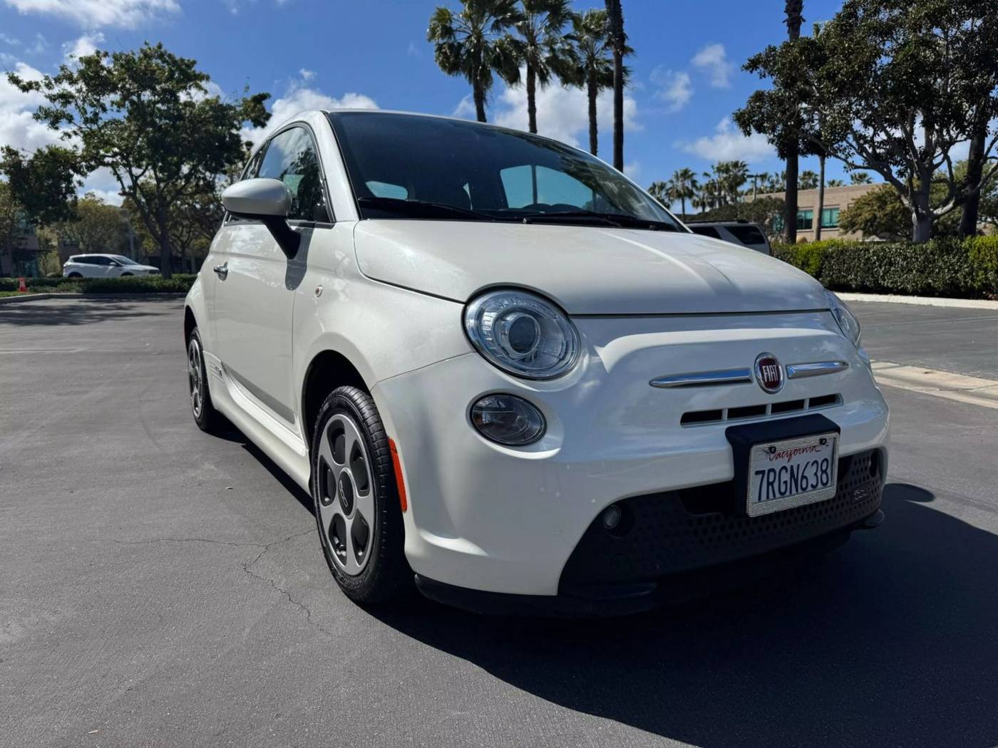 2016 FIAT 500e Base — Hatchback — 28,794 mi — Irvine, CA
