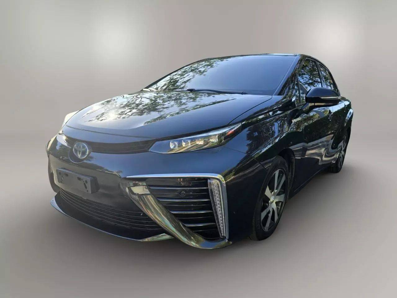 2018 Toyota Mirai Base — Sedan — 71,074 mi — Irvine, CA