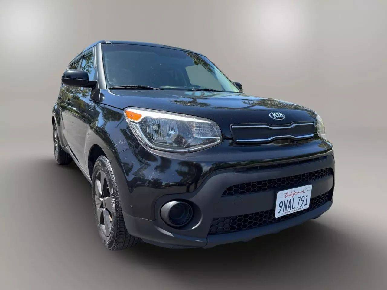 2017 Kia Soul Base — Hatchback — 81,773 mi — Irvine, CA
