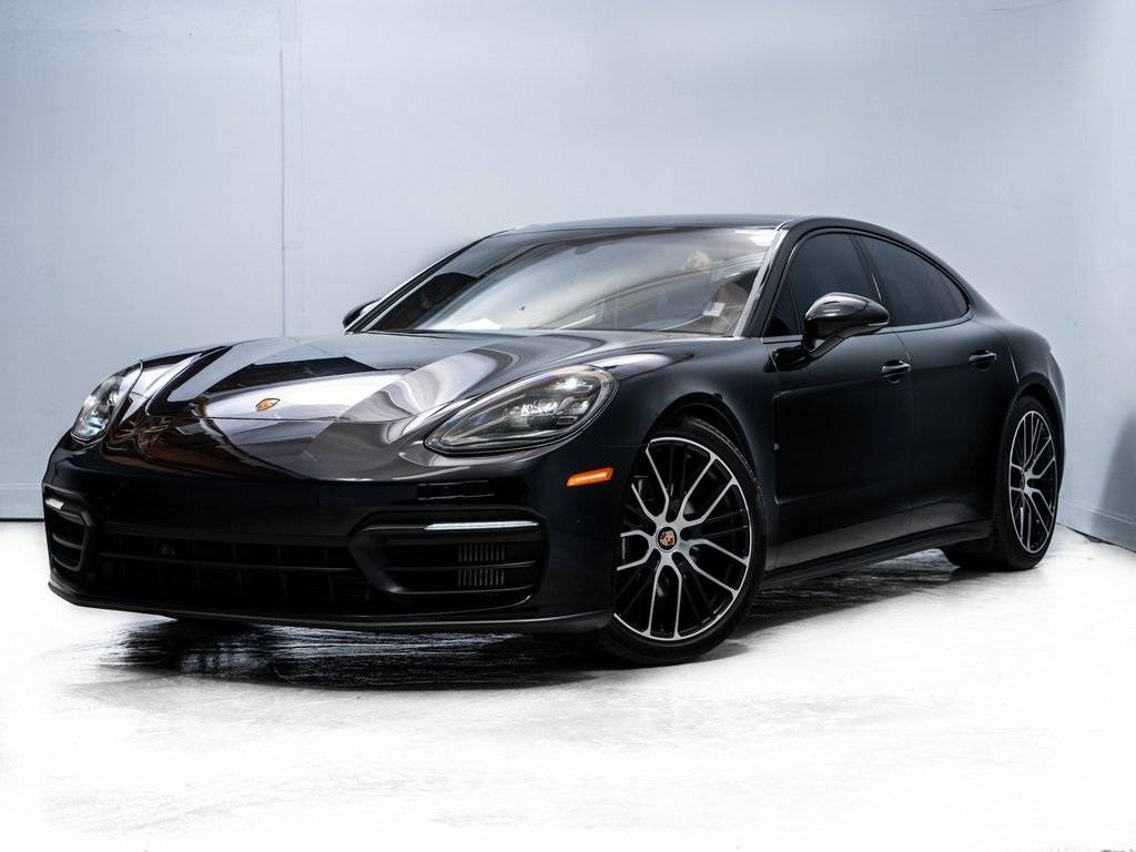 2022 Porsche Panamera