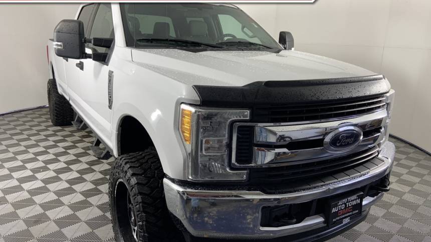 2017 Ford Super Duty F-350 XLT — Pickup Truck — 111,798 mi — Gladstone, OR