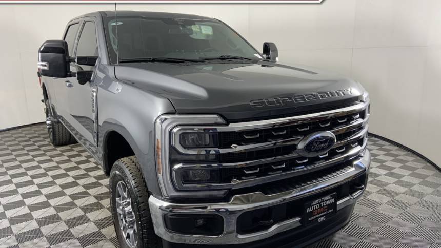 2024 Ford Super Duty F-350 LARIAT — Pickup Truck — 17,952 mi — Gladstone, OR