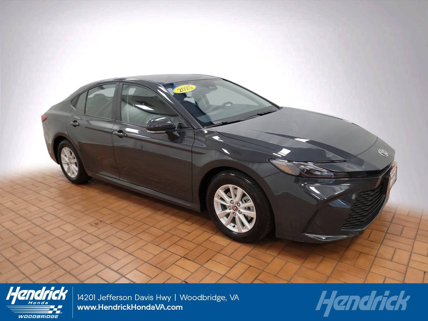 2025 Toyota Camry LE — Sedan — 9,084 mi — Woodbridge, VA