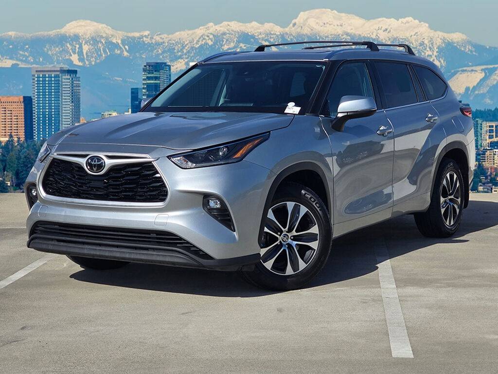 2021 Toyota Highlander XLE — SUV — 41,951 mi — Bellevue, WA