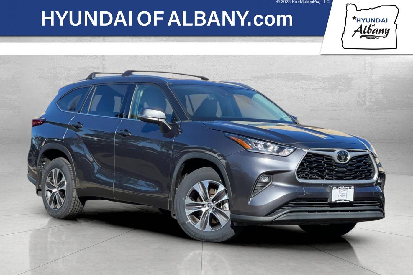 2020 Toyota Highlander XLE — SUV — 87,771 mi — Albany, OR