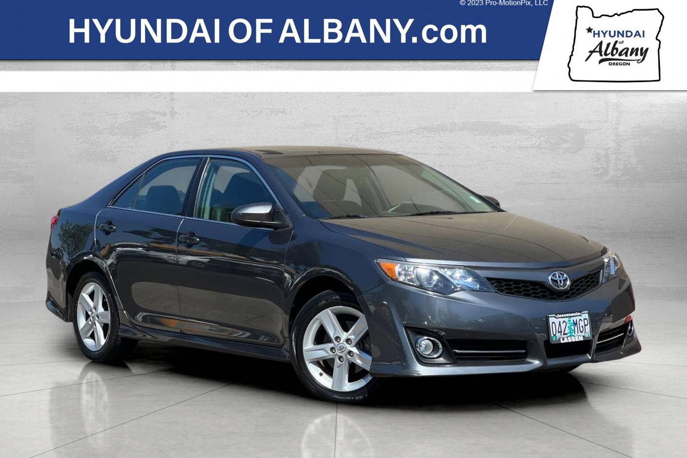 2013 Toyota Camry SE — Sedan — 69,721 mi — Albany, OR