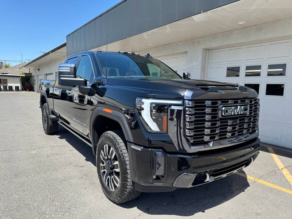 2024 GMC Sierra 3500HD Denali Ultimate — Pickup Truck — 1,040 mi — Provo, UT