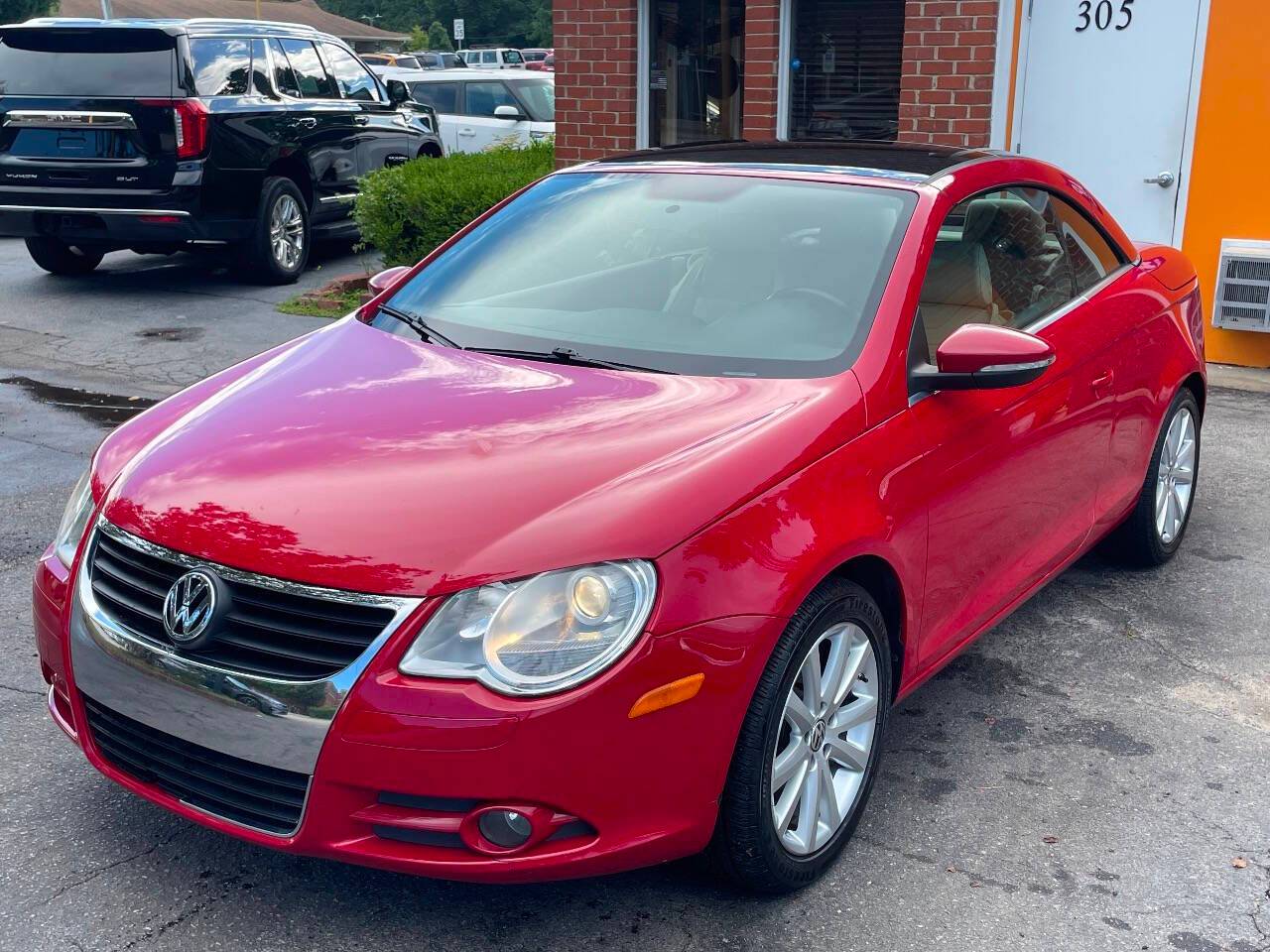 2009 Volkswagen Eos Komfort — Convertible — 147,436 mi — Cary, NC