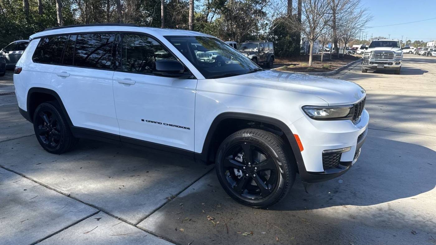 2023 Jeep Grand Cherokee Limited — SUV — 17,400 mi — Wilmington, NC