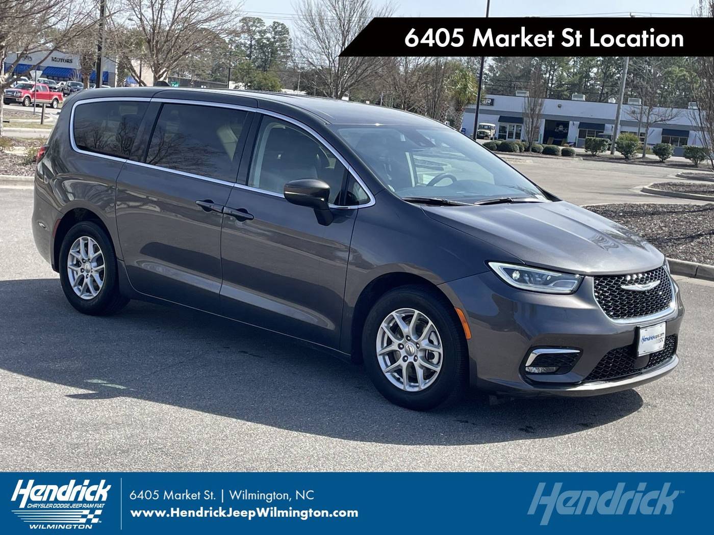 2023 Chrysler Pacifica Touring L — Minivan — 58,553 mi — Wilmington, NC