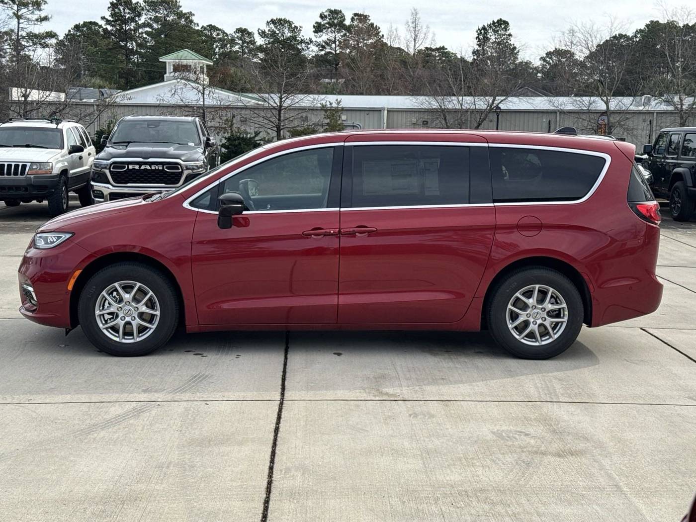 Thumbnail 5