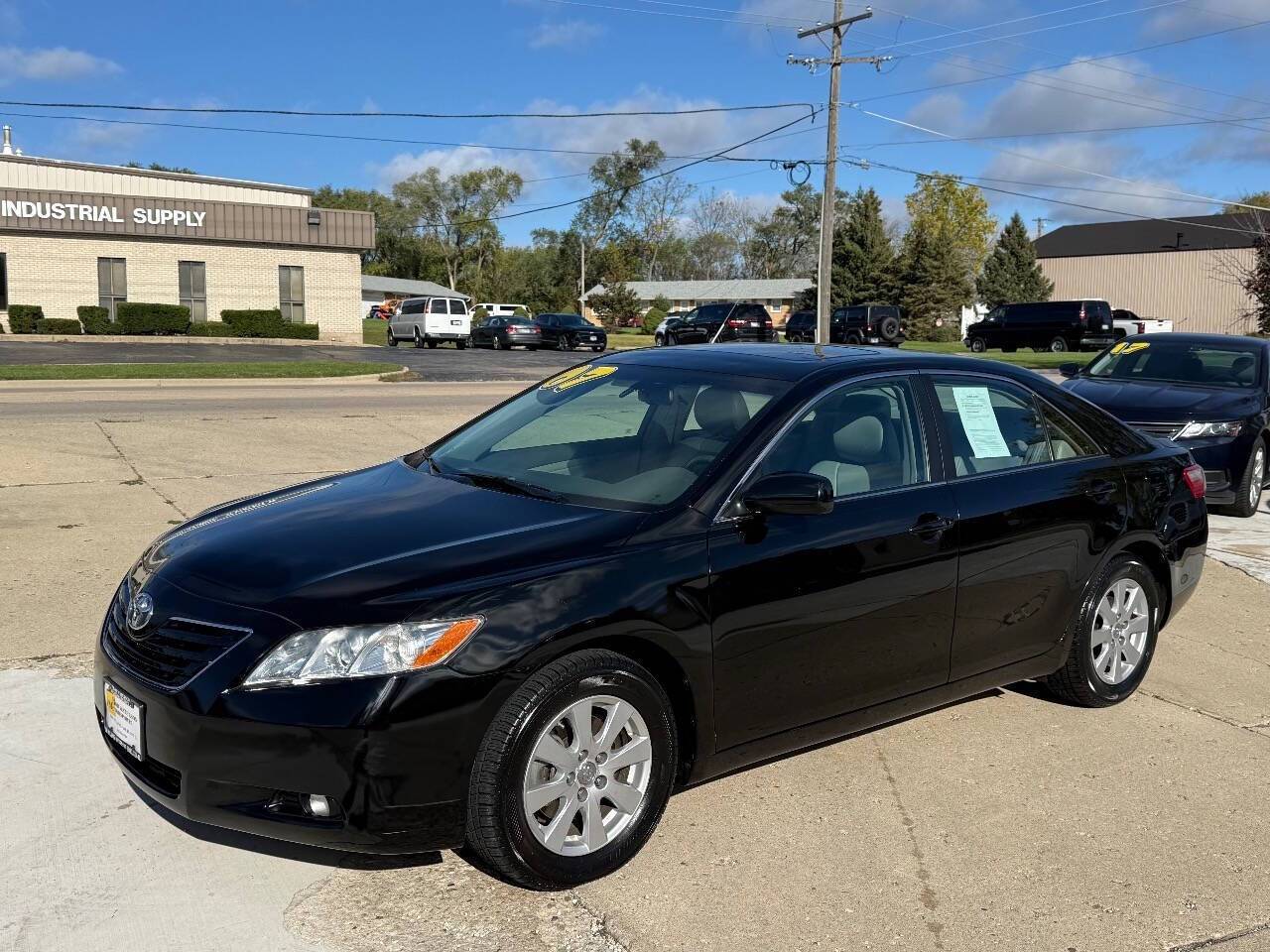 2007 Toyota Camry XLE V6 — Sedan — 100,663 mi — SOUTH ELGIN, IL