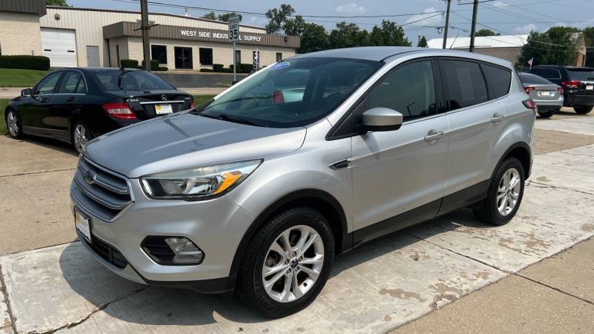 2017 Ford Escape SE — SUV — 97,160 mi — SOUTH ELGIN, IL