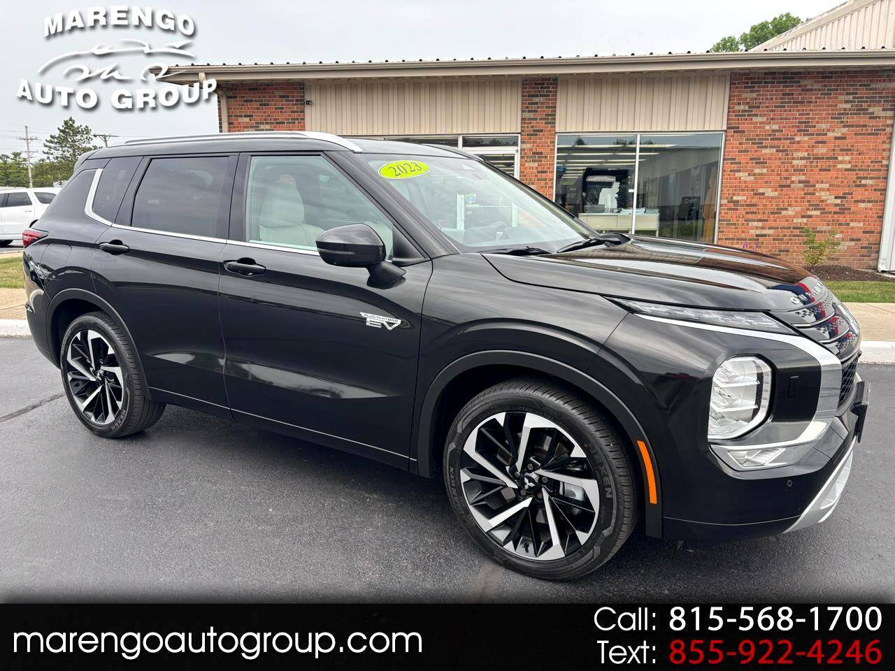 2023 Mitsubishi Outlander Plug-In Hybrid SEL — SUV — 24,761 mi — Marengo, IL