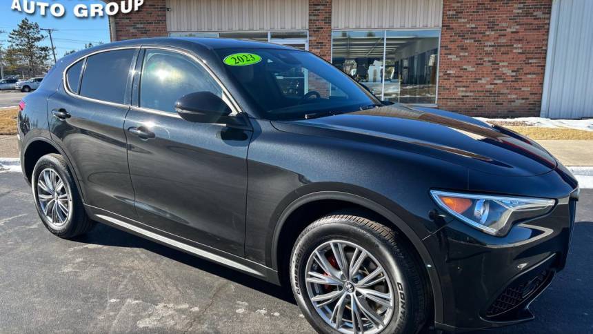 2023 Alfa Romeo Stelvio Sprint — SUV — 30,525 mi — Marengo, IL