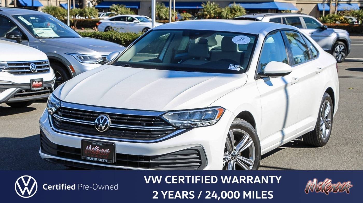 2024 Volkswagen Jetta SE — Sedan — 9,942 mi — Huntington Beach, CA