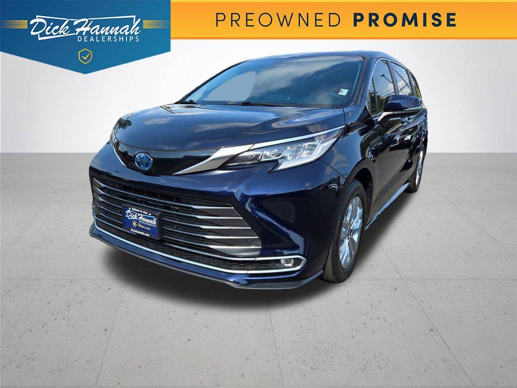 2024 Toyota Sienna Limited — Minivan — 18,245 mi — Portland, OR