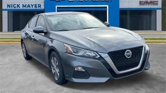 2019 Nissan Altima S — Sedan — 143,214 mi — Lewisburg, TN