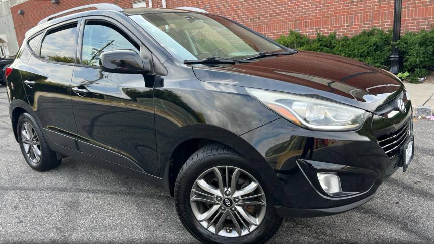 2014 Hyundai Tucson SE — SUV — 146,503 mi — Paterson, NJ