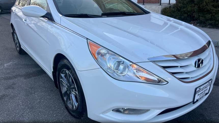 2013 Hyundai Sonata GLS — Sedan — 101,209 mi — Paterson, NJ